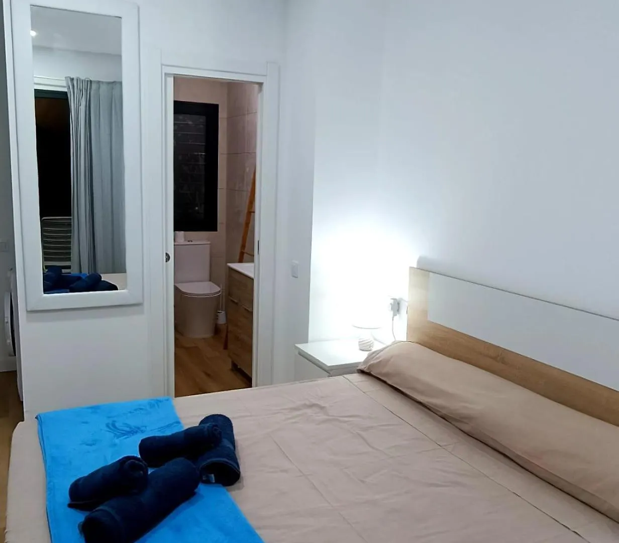 Fuerte Vibes Guest House In Corralejo Spagna
