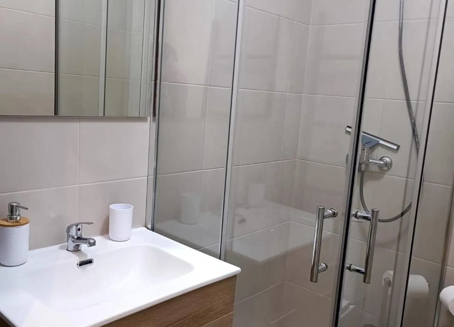 Fuerte Vibes Guest House In Corralejo Spagna