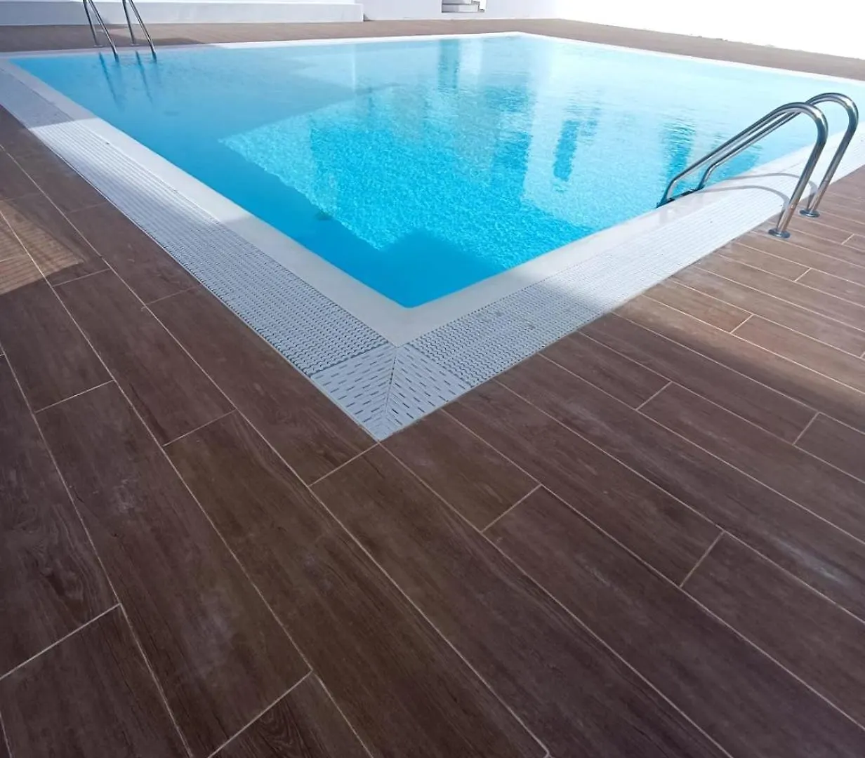 Fuerte Vibes Guest House In Corralejo